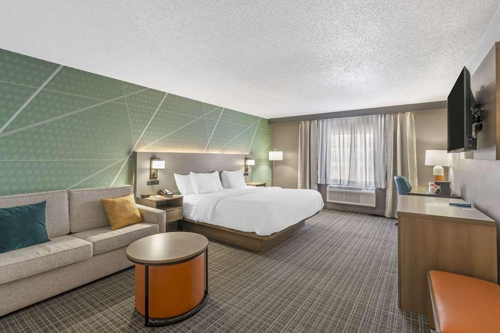 Comfort Inn & Suites Louisville Airport Fair & Expo Chambre photo